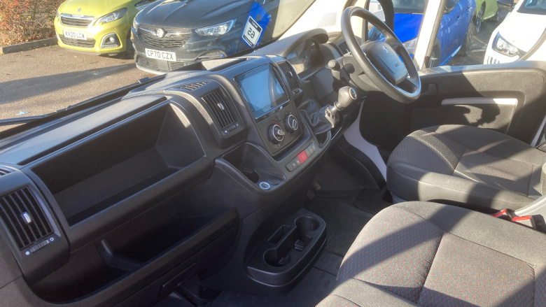 Peugeot Boxer 435 L4 Diesel 2.2 BlueHDi H3 Professional Premium+ Van 140ps